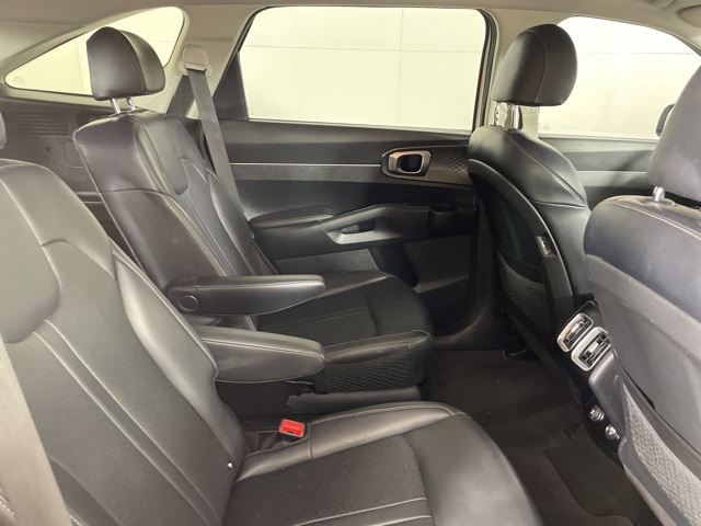 2022 Kia Sorento Hybrid S photo 15