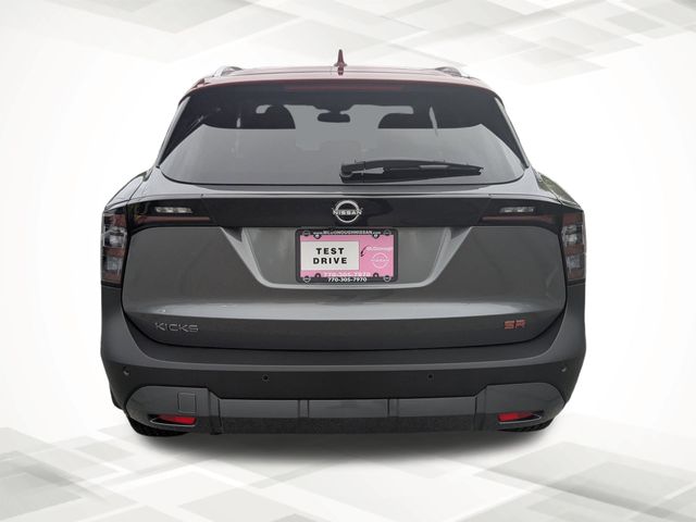 2025 Nissan Kicks SR photo 2
