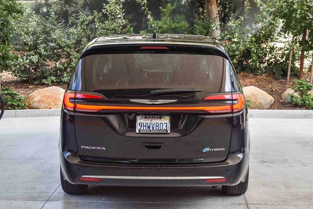 2023 Chrysler Pacifica Hybrid Touring L photo 5