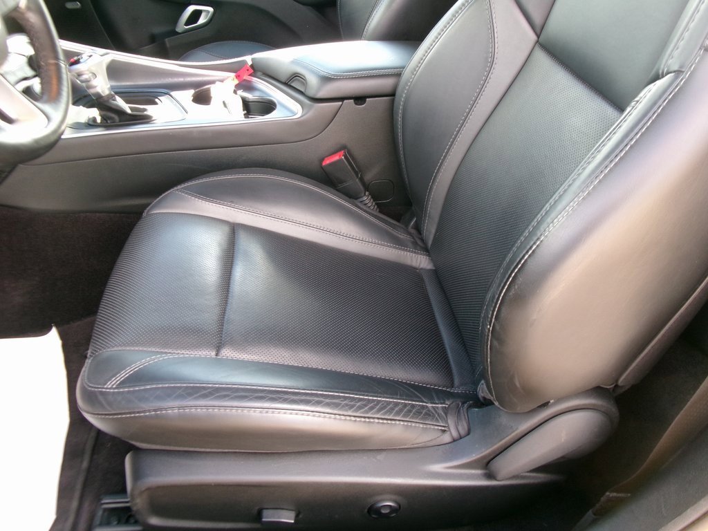 PreOwned 2017 Dodge Challenger GT 2dr Car in Spirit Lake 27989A