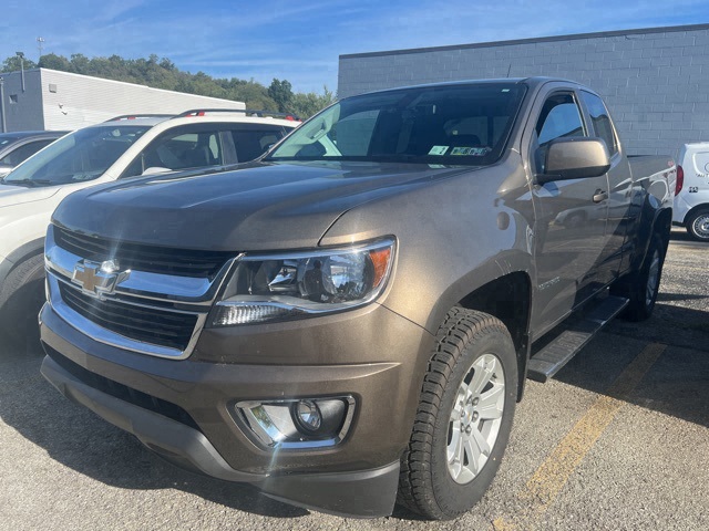2016 Chevrolet Colorado LT photo 3
