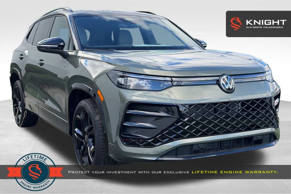 2026 Volkswagen Tiguan SE R-LINE BLACK's photo