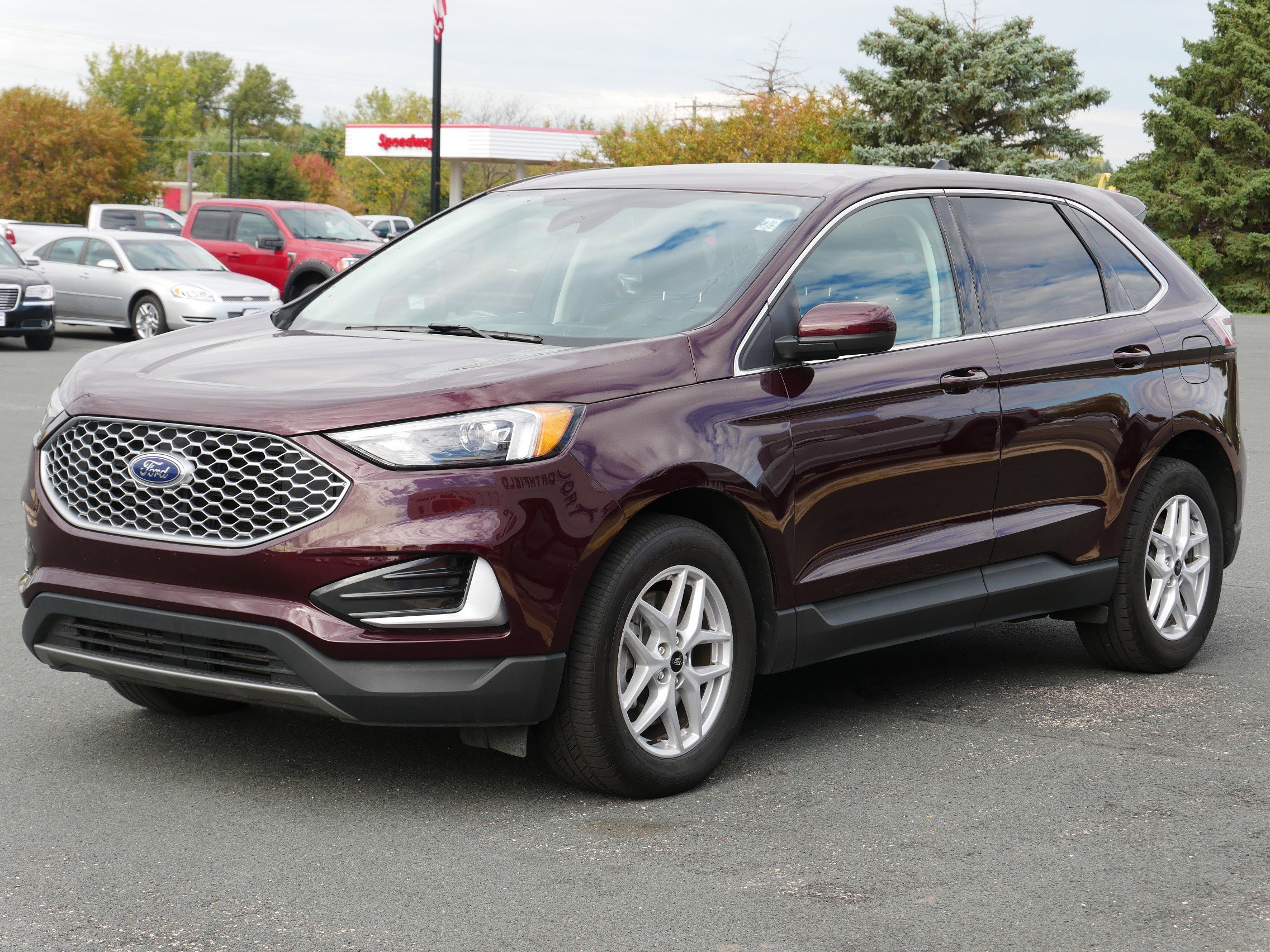 2024 Ford Edge SEL photo 4
