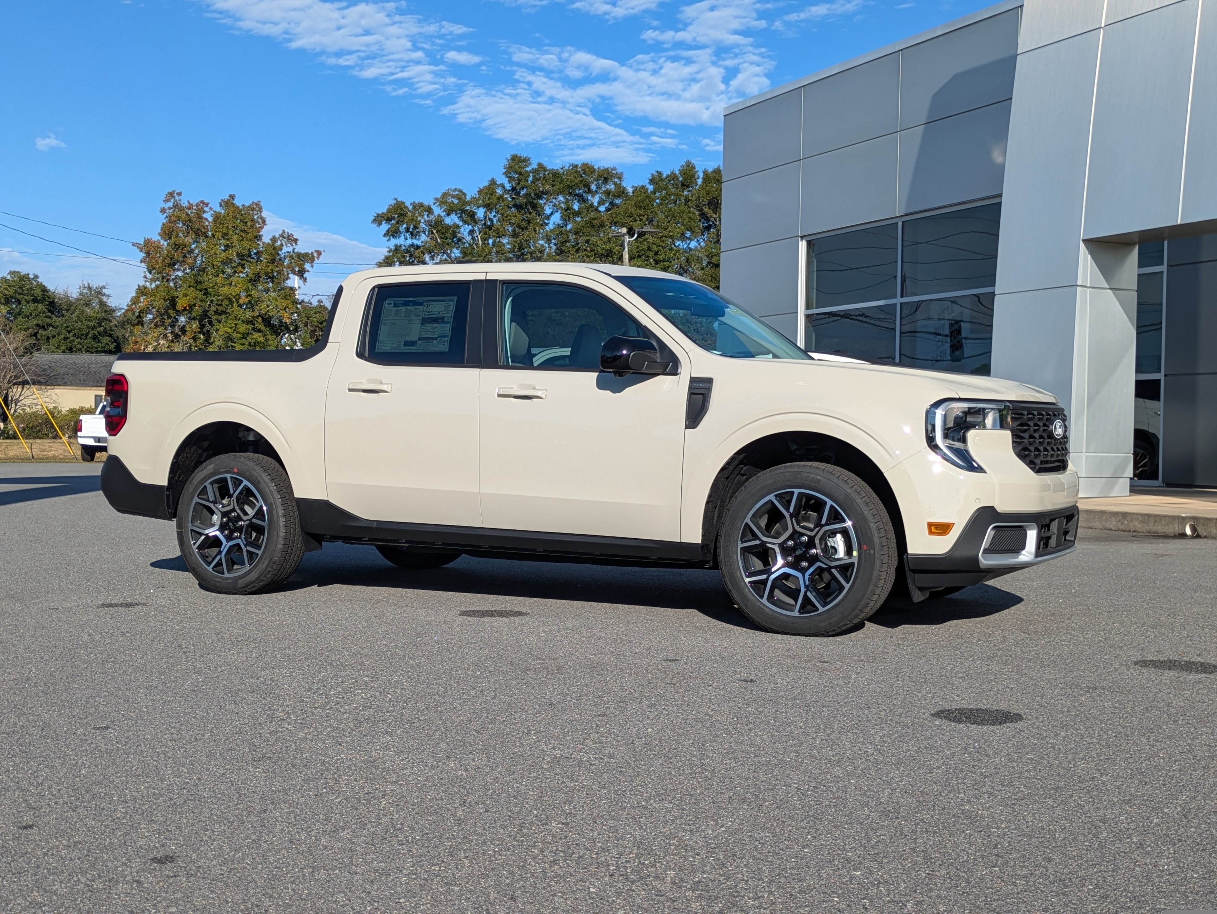 2025 Ford Maverick Lariat's photo