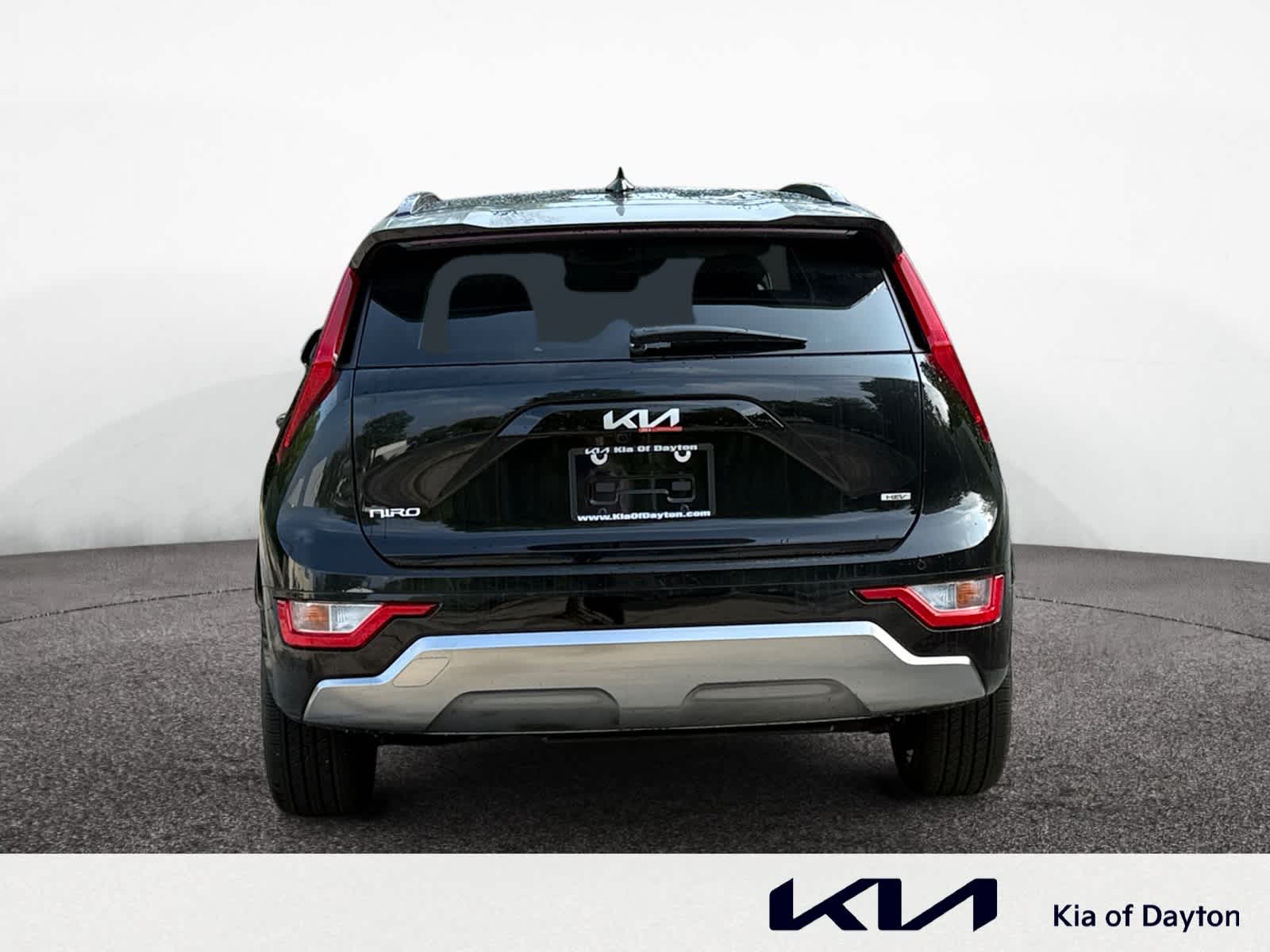 2025 Kia Niro EX Touring photo 4
