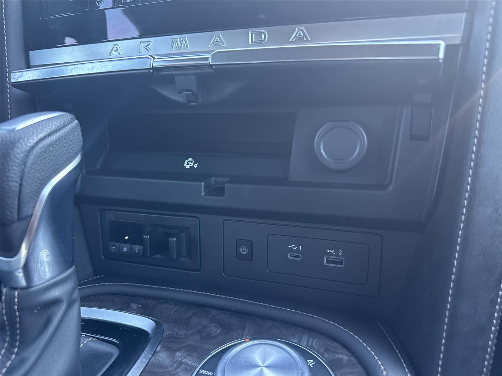 2022 Nissan Armada Platinum photo 31