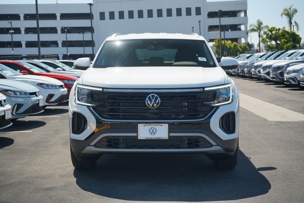 2025 Volkswagen Atlas Cross Sport SE photo 4