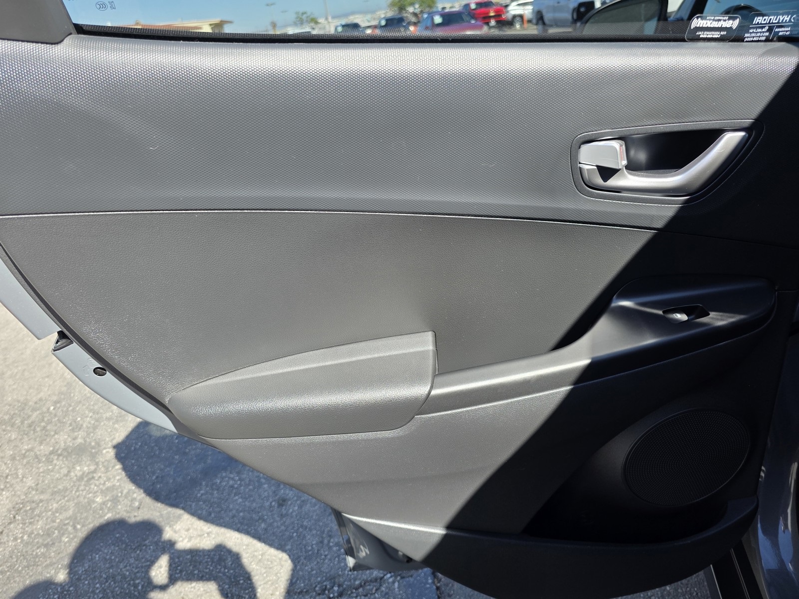 2022 Hyundai Kona Electric SEL photo 12