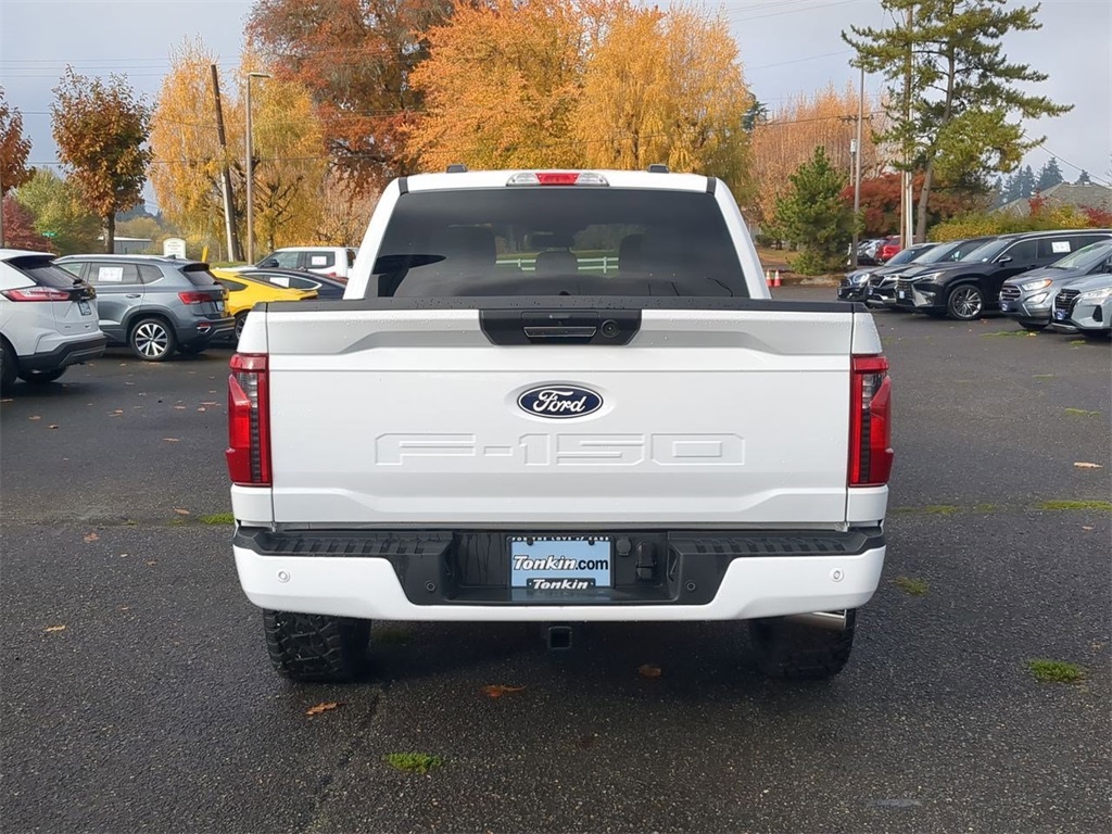 2024 Ford F-150 XLT photo 3