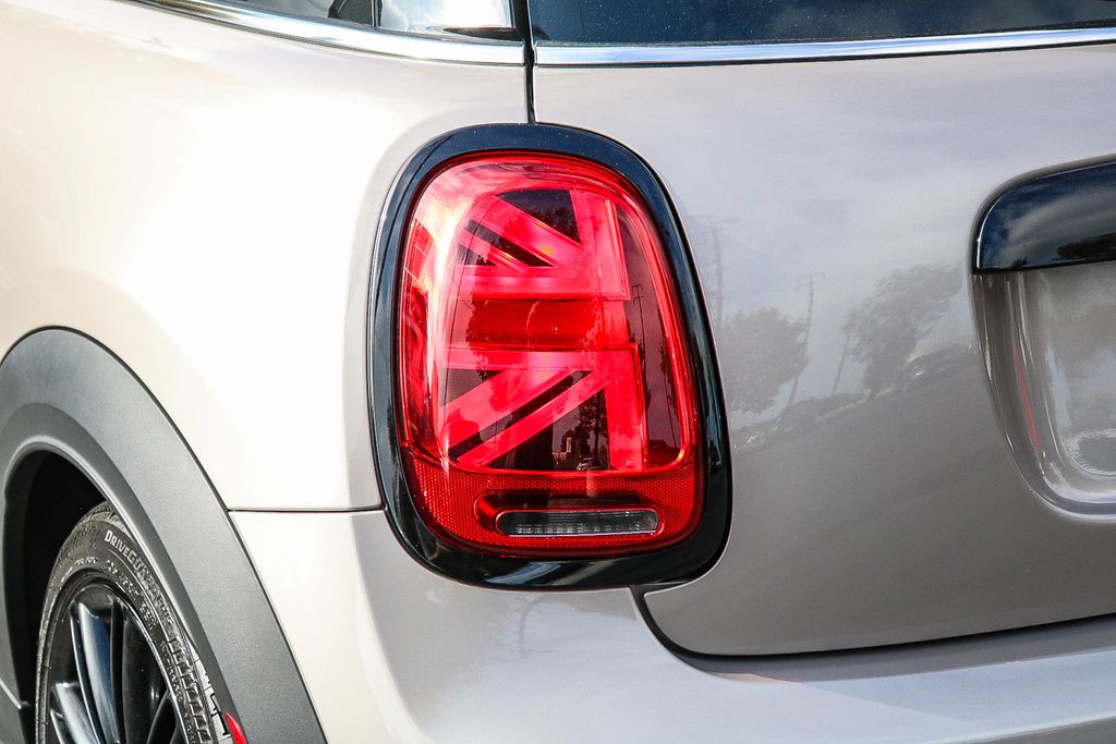 2023 Mini Cooper Hardtop S photo 7