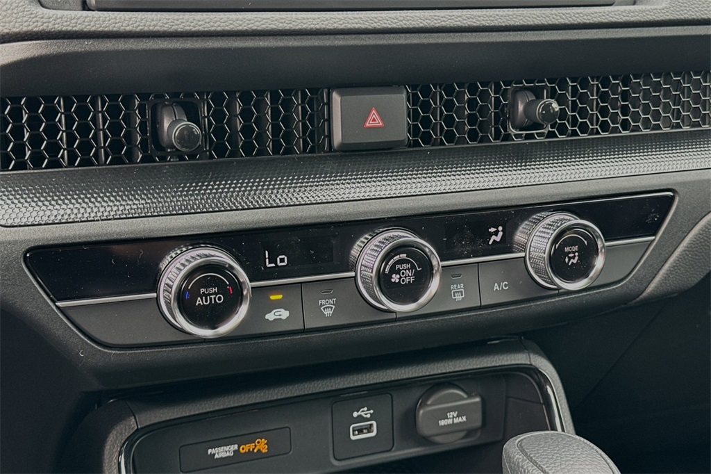 2025 Honda CR-V LX photo 18