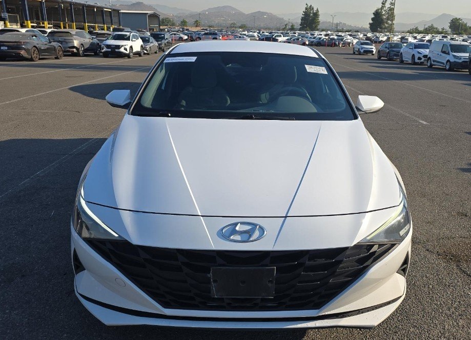 Used 2023 Hyundai Elantra Blue with VIN KMHLM4AJ8PU051275 for sale in Kansas City
