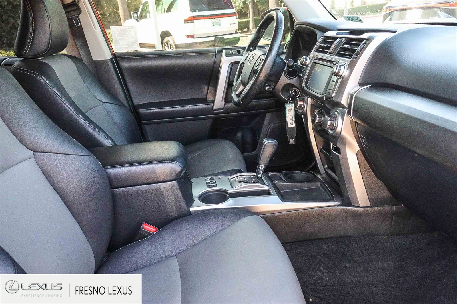 2018 Toyota 4Runner SR5 Premium photo 12