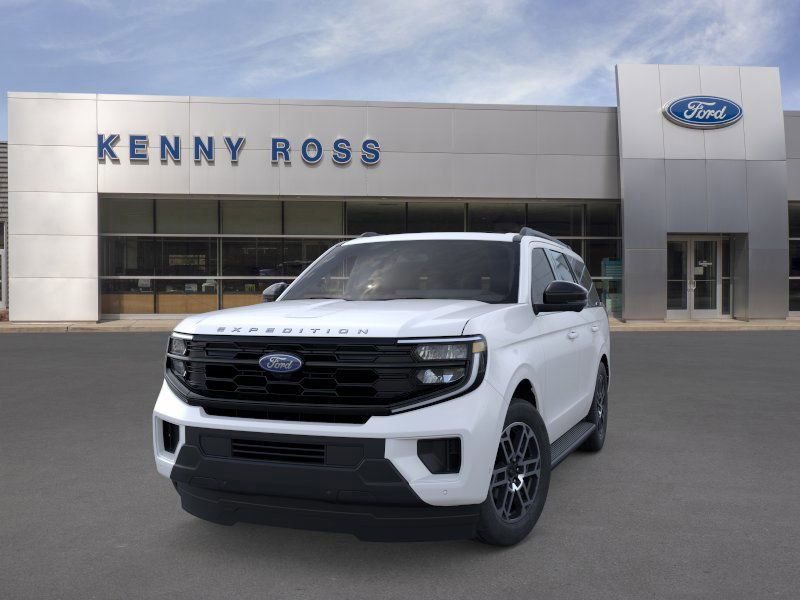2025 Ford Expedition photo 3