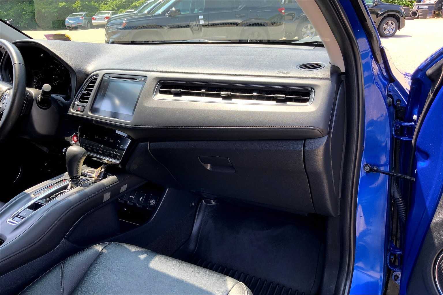 2018 Honda HR-V EX-L photo 17