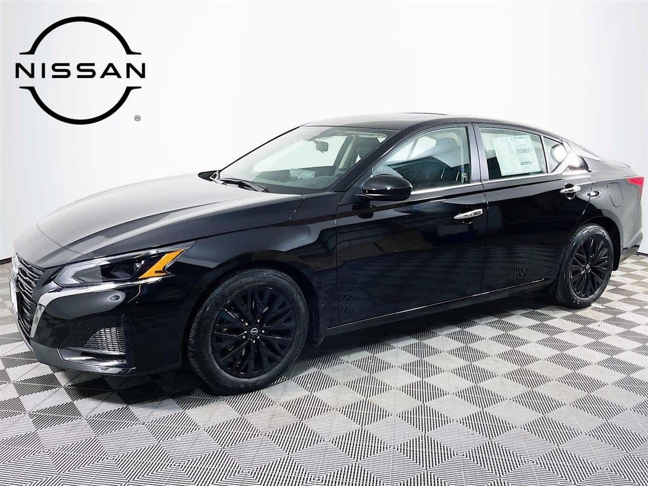 2025 Nissan Altima SV's photo