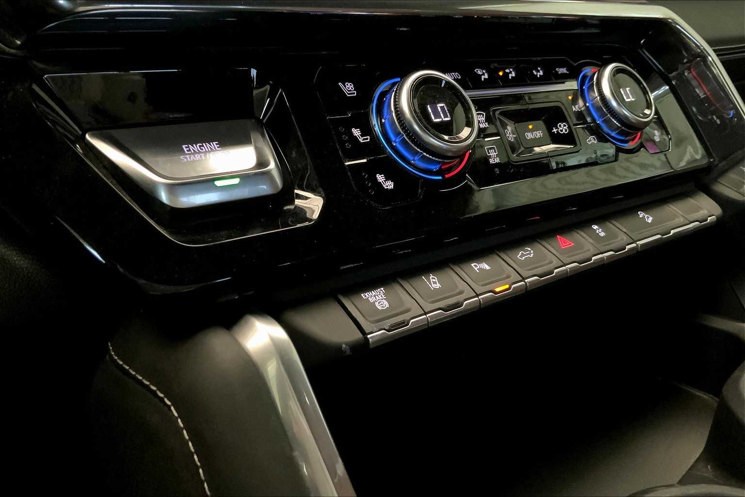2024 Gmc Sierra 2500 HD Denali Ultimate photo 30