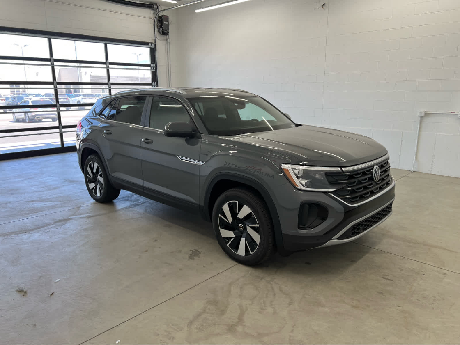 2025 Volkswagen Atlas Cross Sport SE Technology photo 5