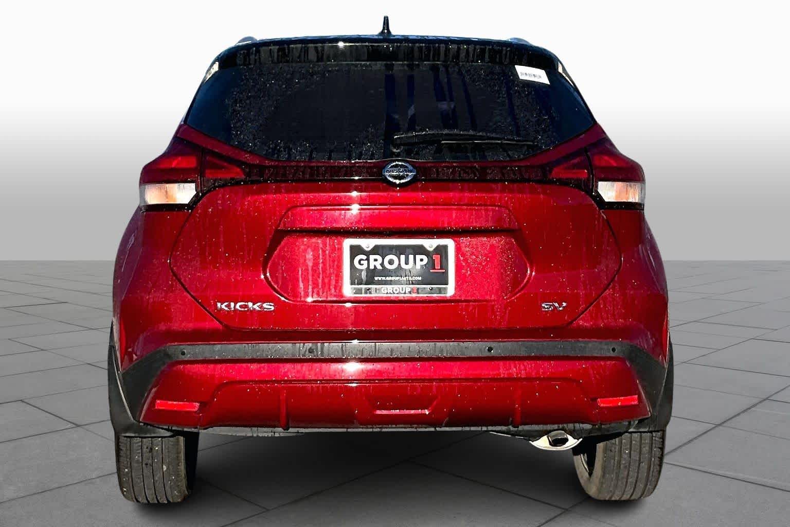 2021 Nissan Kicks SV photo 4