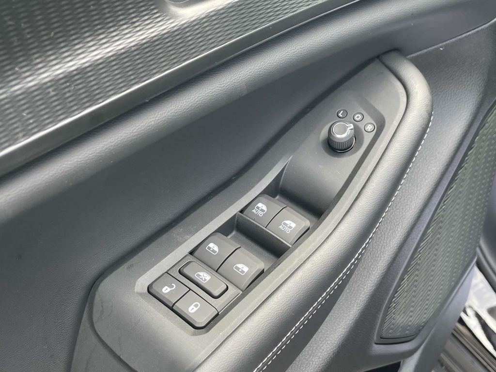 2025 Jeep Grand Cherokee Laredo X photo 22