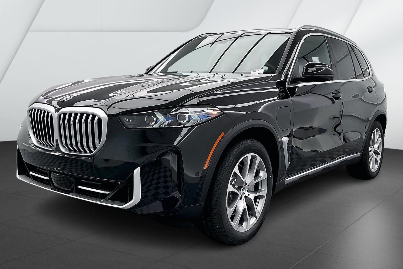 2026 BMW X5 50e's photo