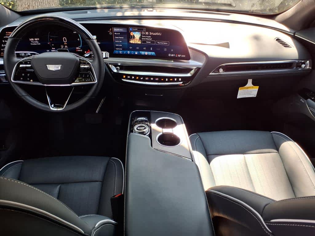 2024 Cadillac Lyriq Luxury photo 21