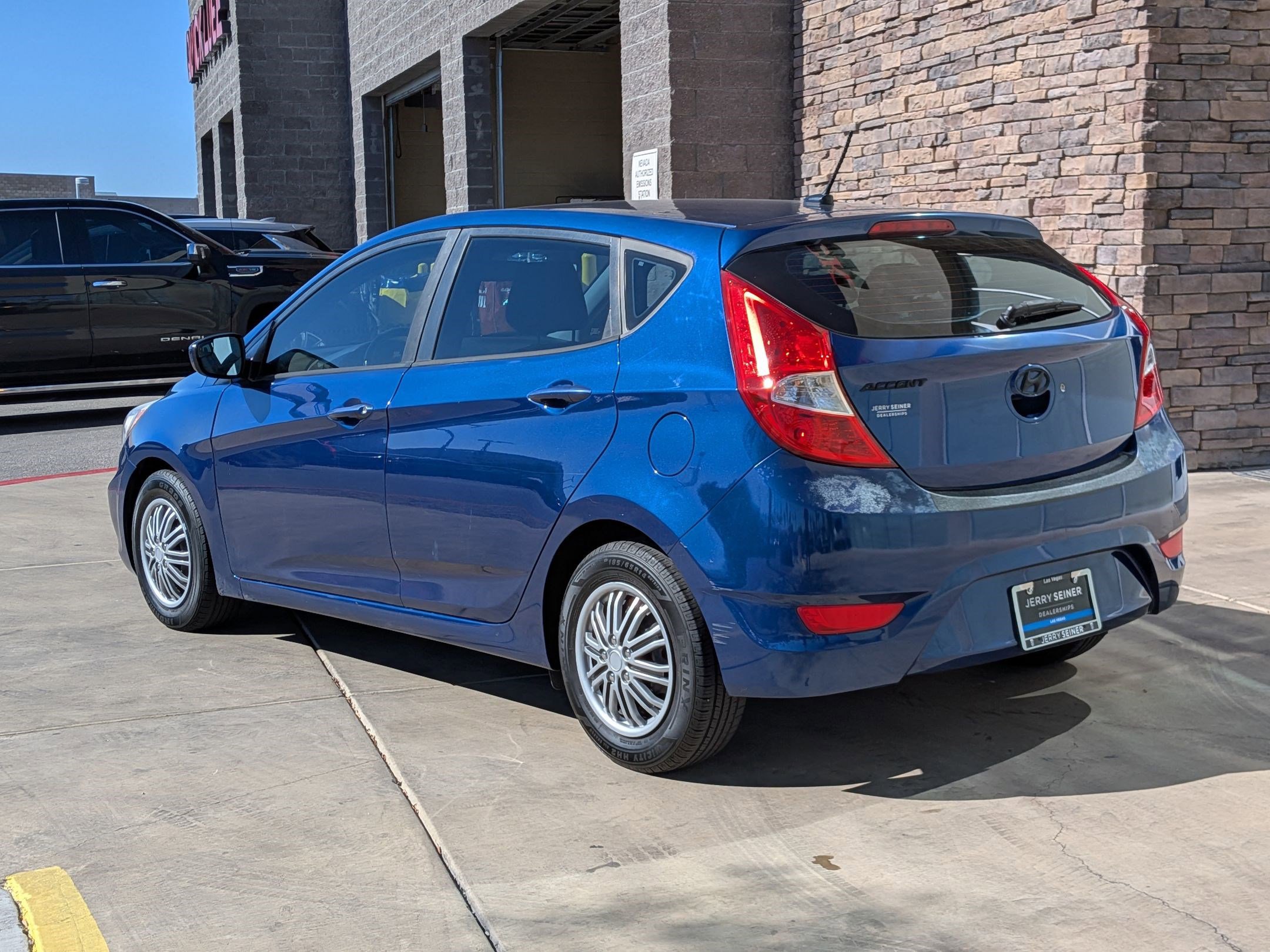 2015 Hyundai Accent GS photo 3