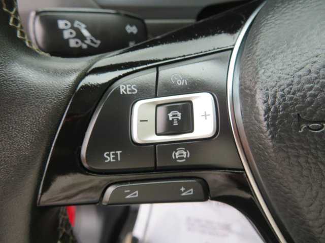 2021 Volkswagen Tiguan R-Line Black SEL photo 27