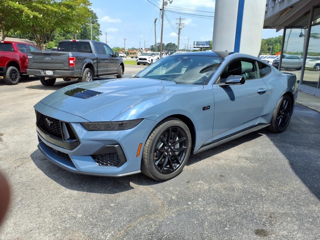 2025 Ford Mustang GT's photo