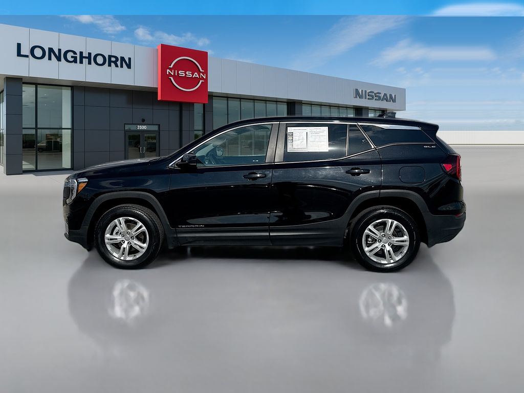 2024 Gmc Terrain SLE photo 3