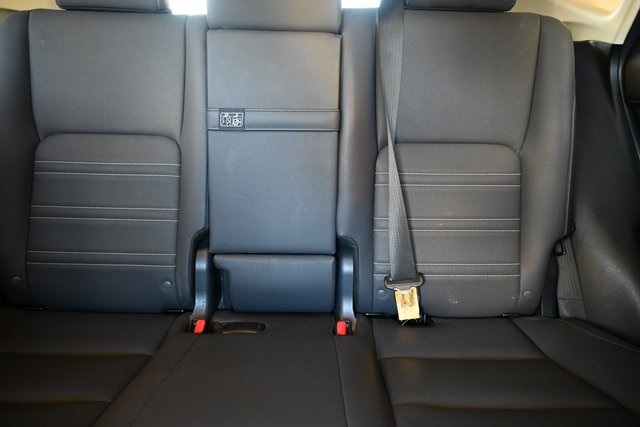 2019 Lexus NX 300h Luxury photo 8