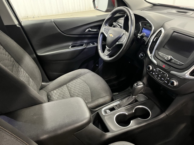 2020 Chevrolet Equinox LT photo 19