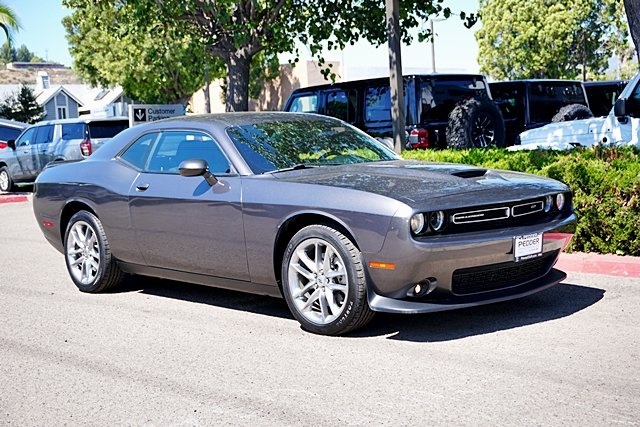 2022 Dodge Challenger GT photo 5