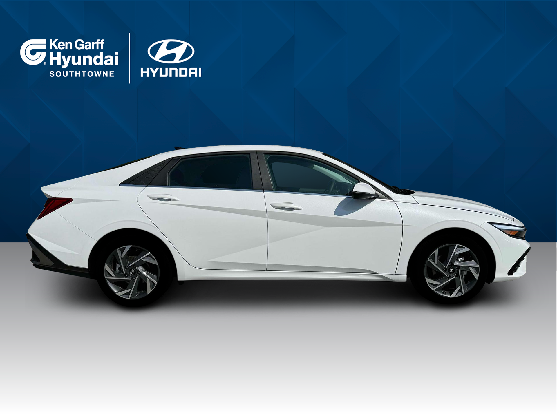 2025 Hyundai Elantra Hybrid Limited photo 4