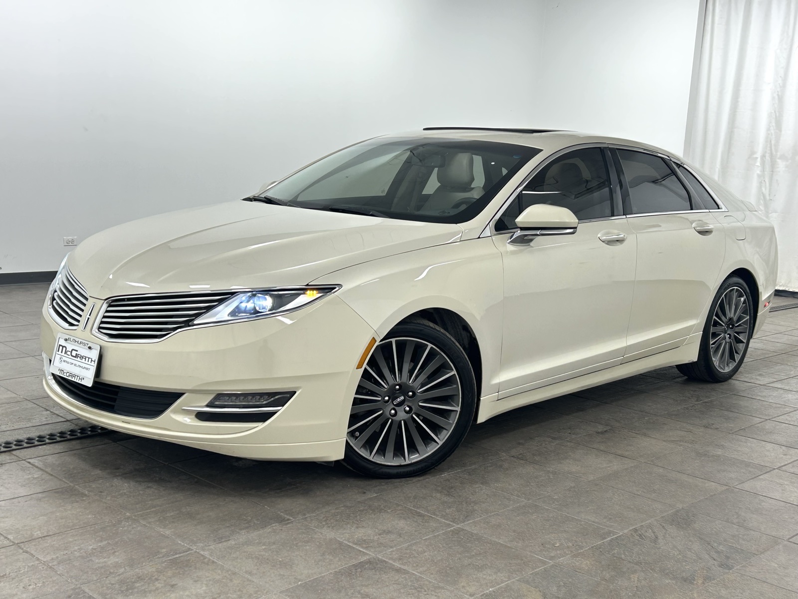 2016 Lincoln MKZ Base