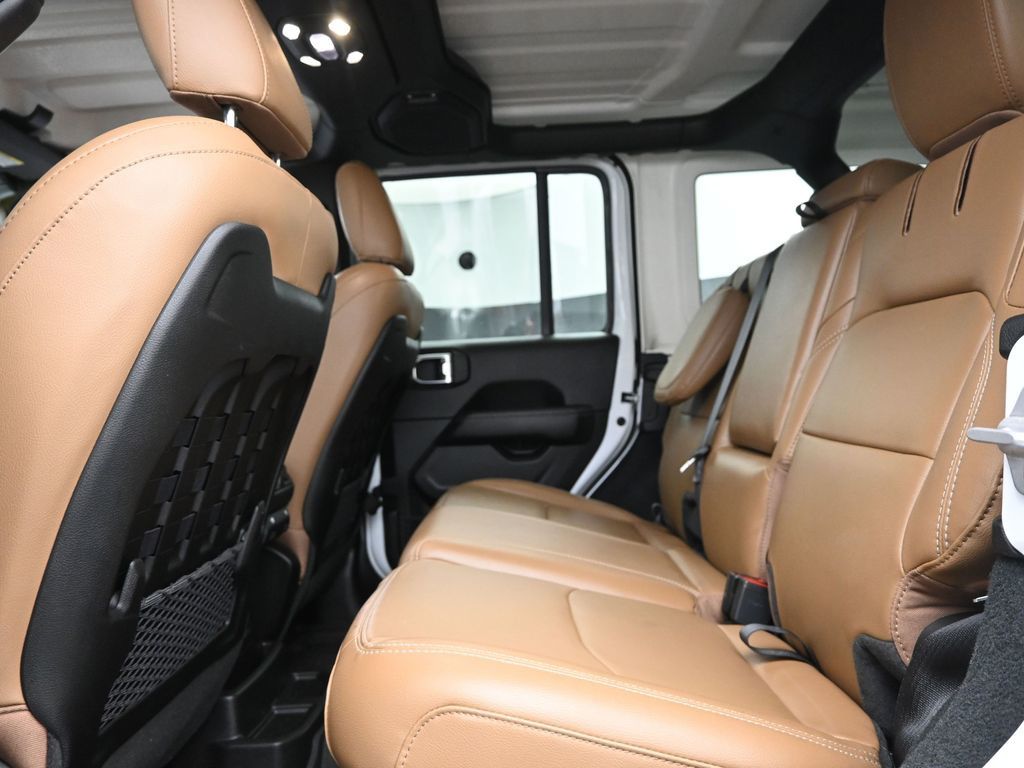 2022 Jeep Wrangler Unlimited Rubicon 4xe photo 8