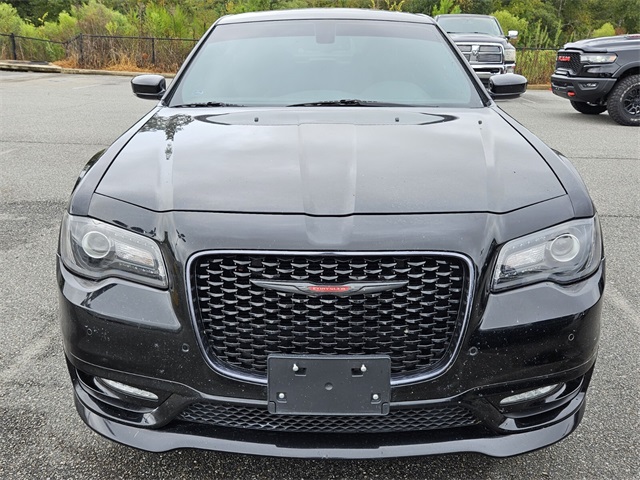 2022 Chrysler 300 S photo 2