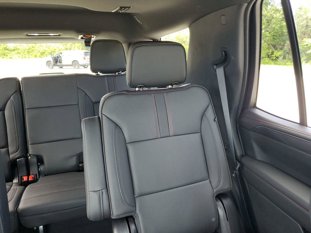 2024 Chevrolet Tahoe RST photo 13
