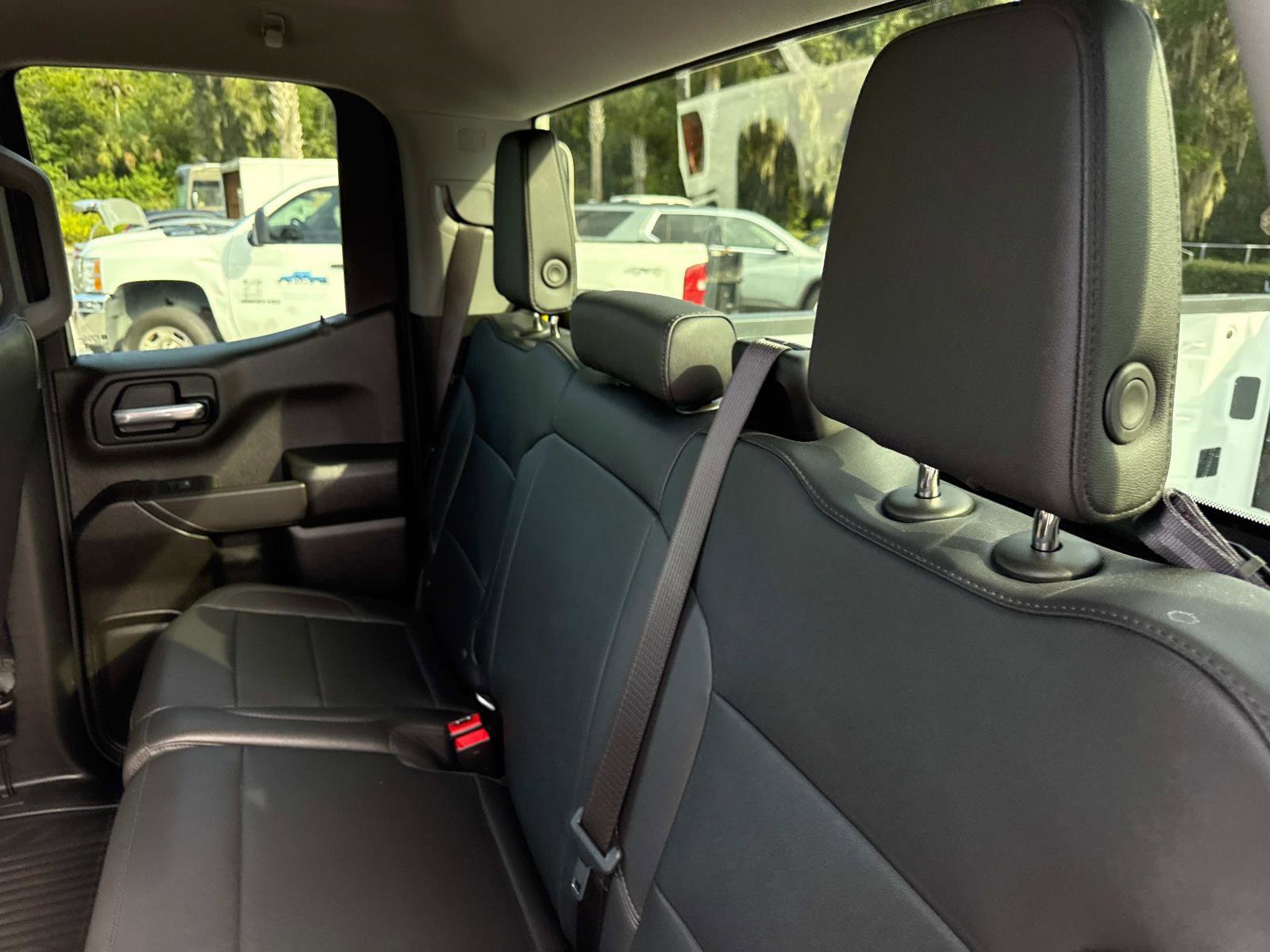 2025 Chevrolet Silverado 1500 photo 11