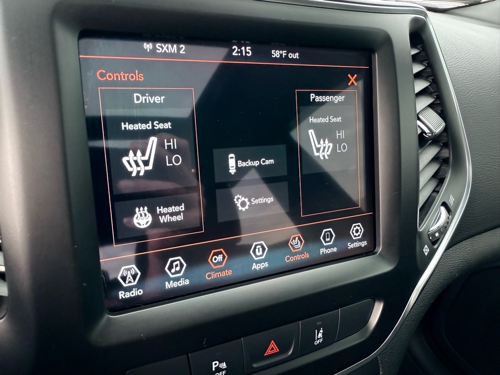 2021 Jeep Cherokee 80th Anniversary Edition photo 19