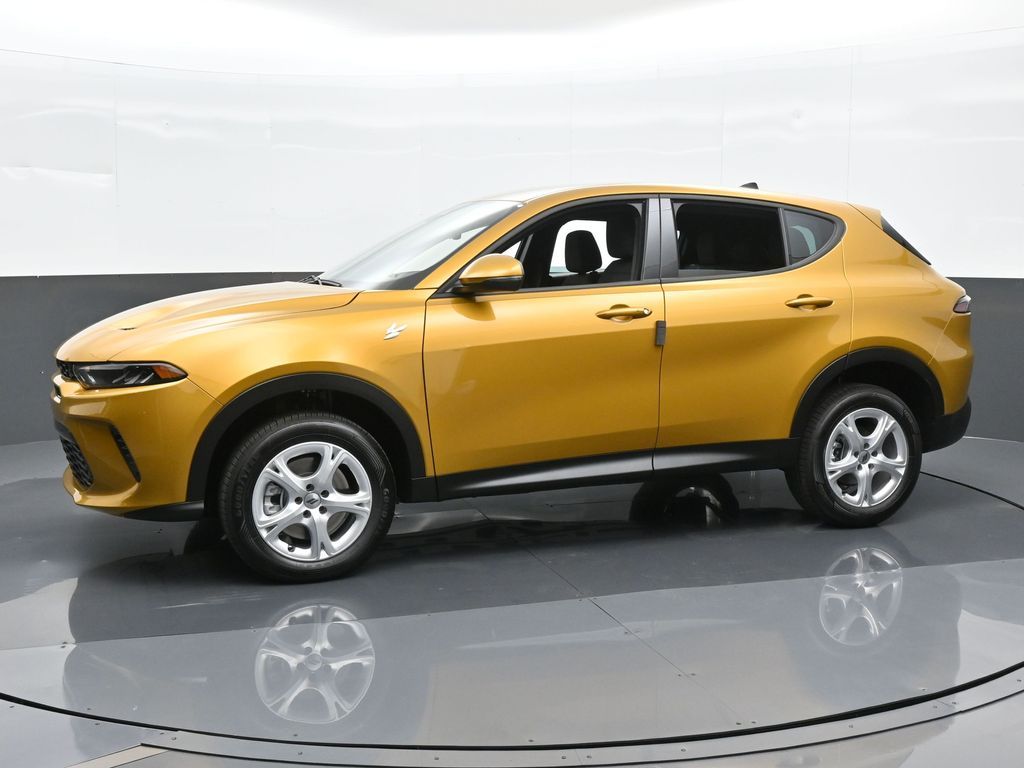2024 Dodge Hornet GT photo 2