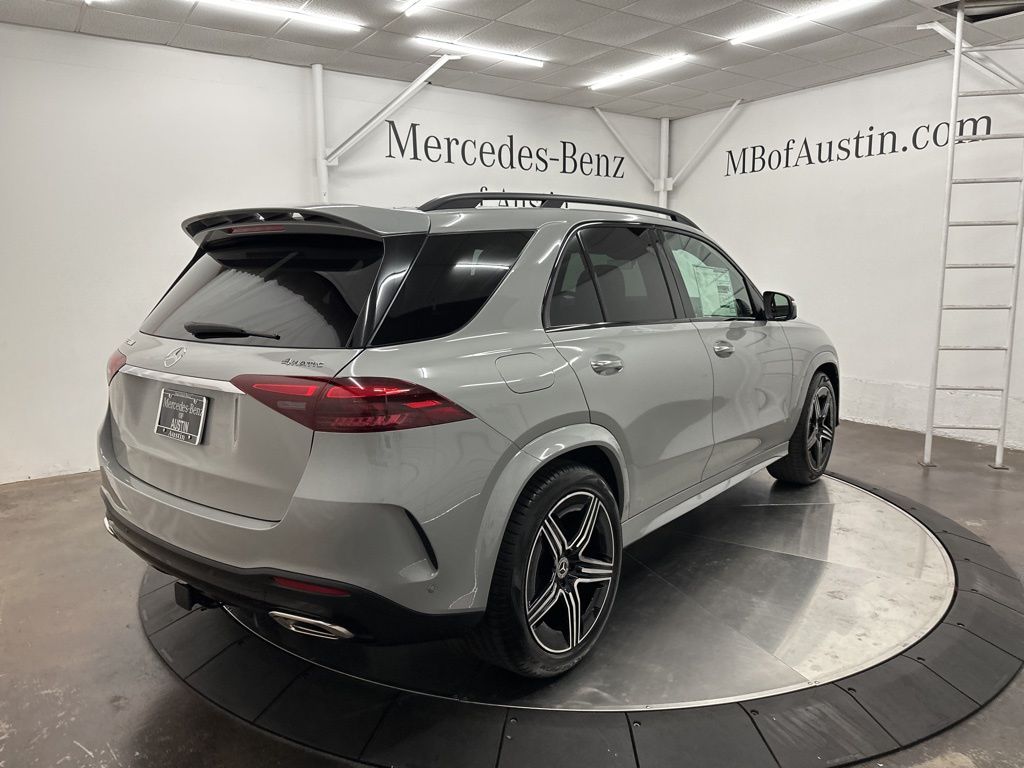 2026 Mercedes Benz GLE 580 4MATIC photo 5