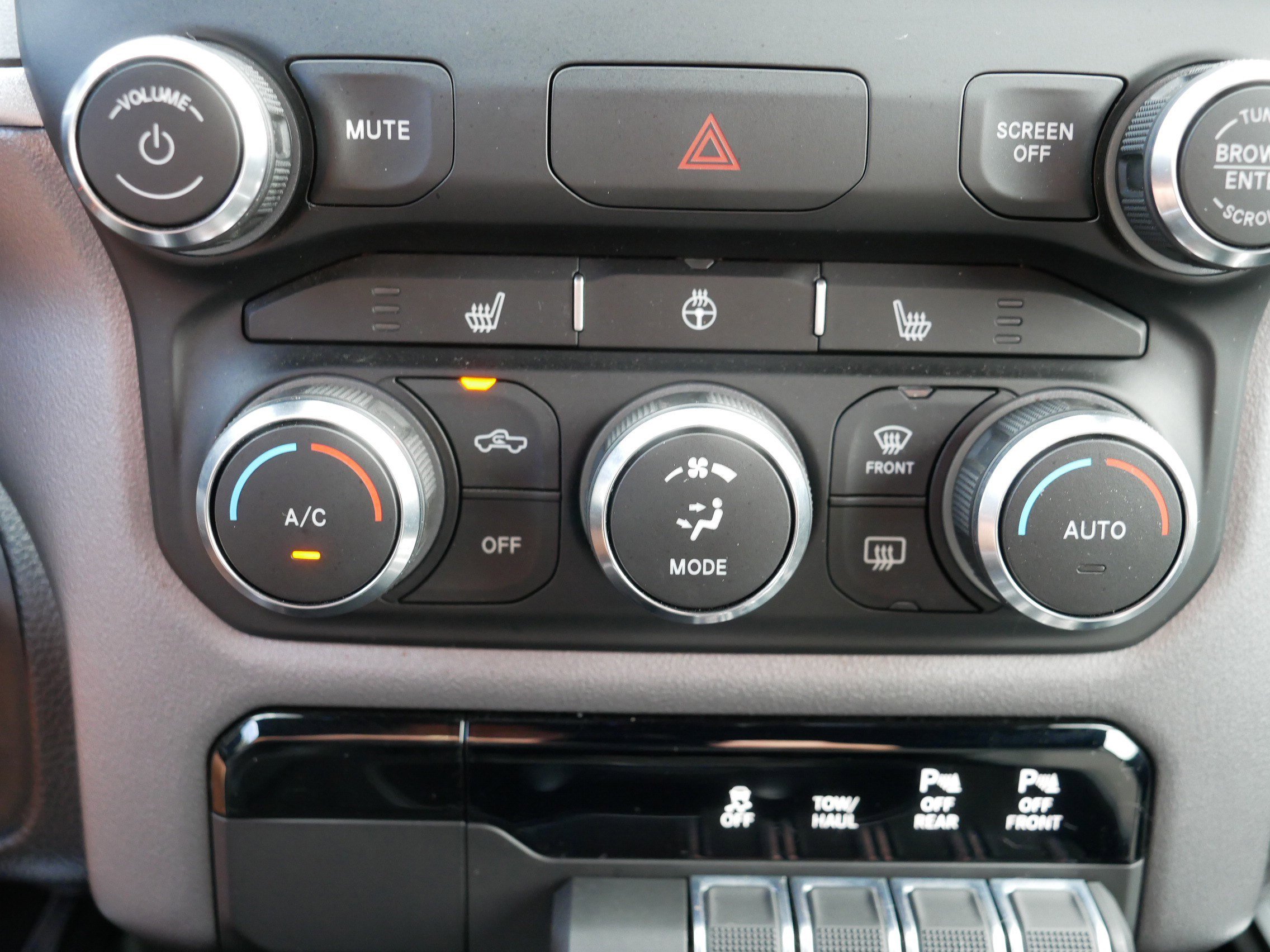2022 Ram 1500 Big Horn photo 23