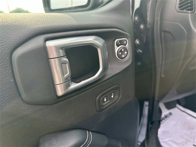2022 Jeep Wrangler Unlimited Sahara 4xe photo 46