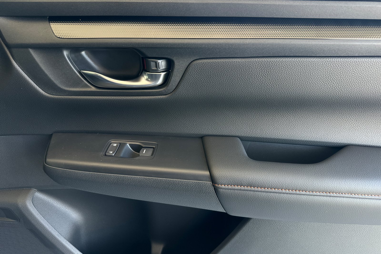 2026 Honda CR-V Hybrid Sport-L photo 17
