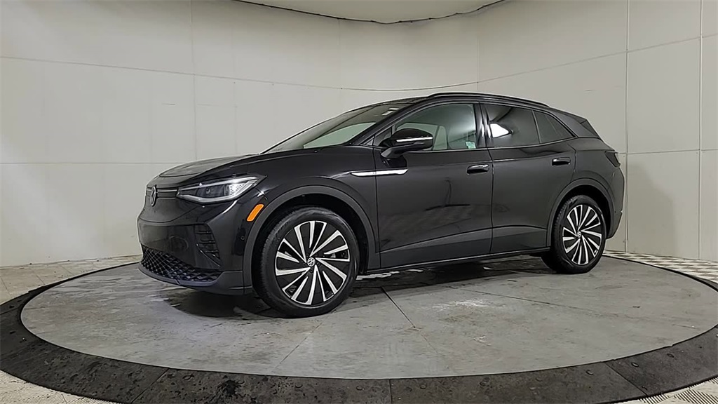 2024 VOLKSWAGEN ID.4 - Image 4