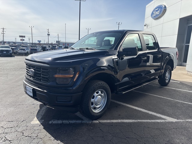 2025 Ford F-150 XL photo 2