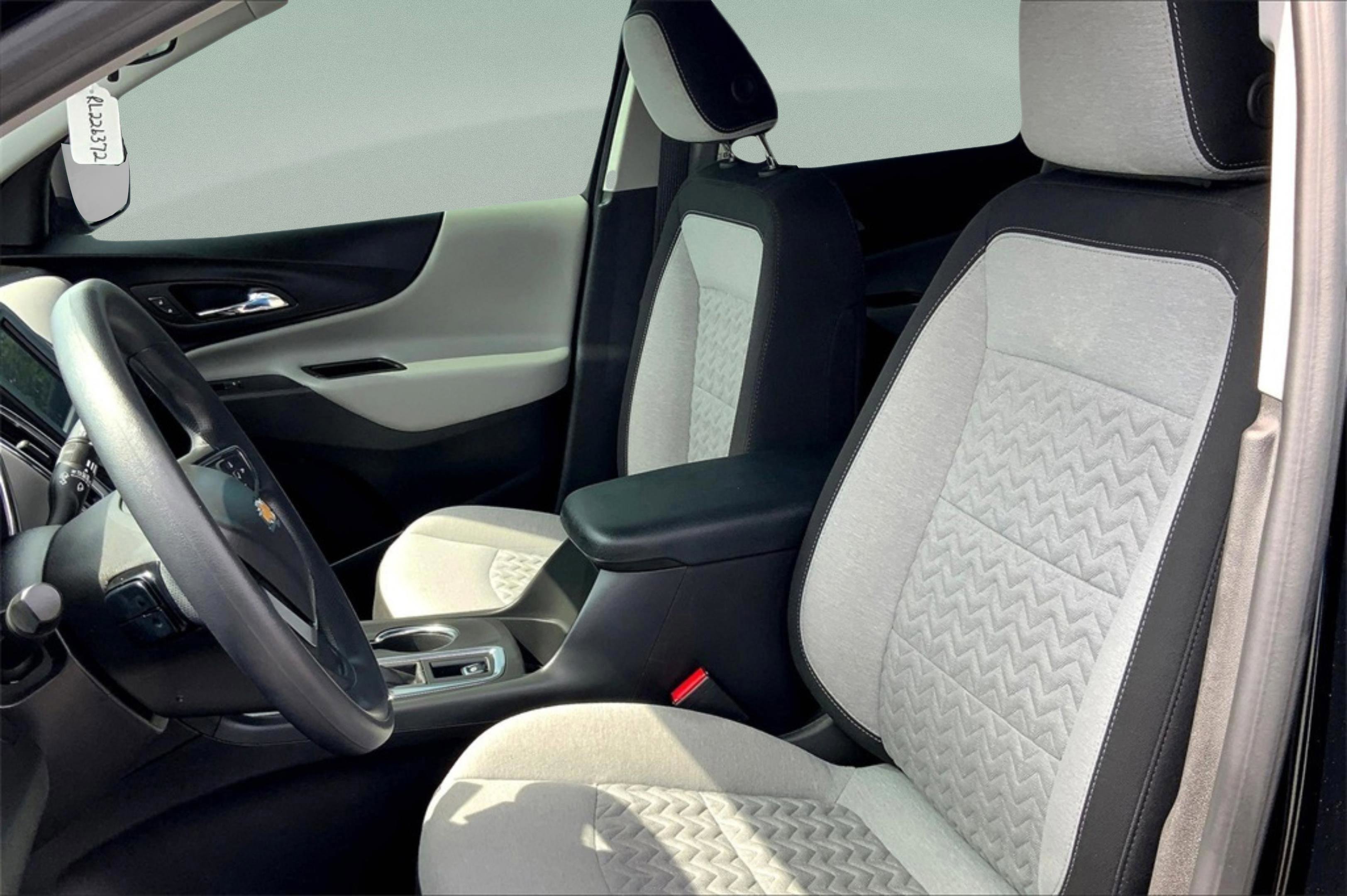 2024 Chevrolet Equinox LS photo 20