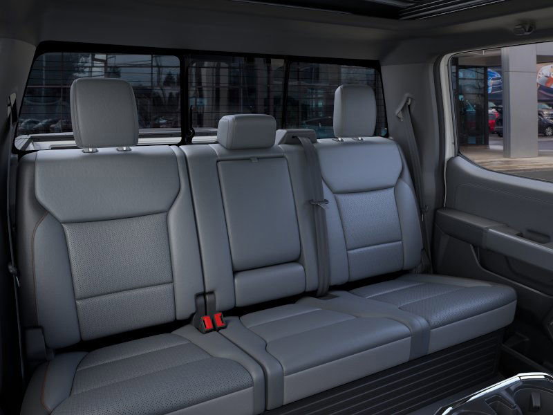 2025 Ford F-150 Lightning Lariat photo 11