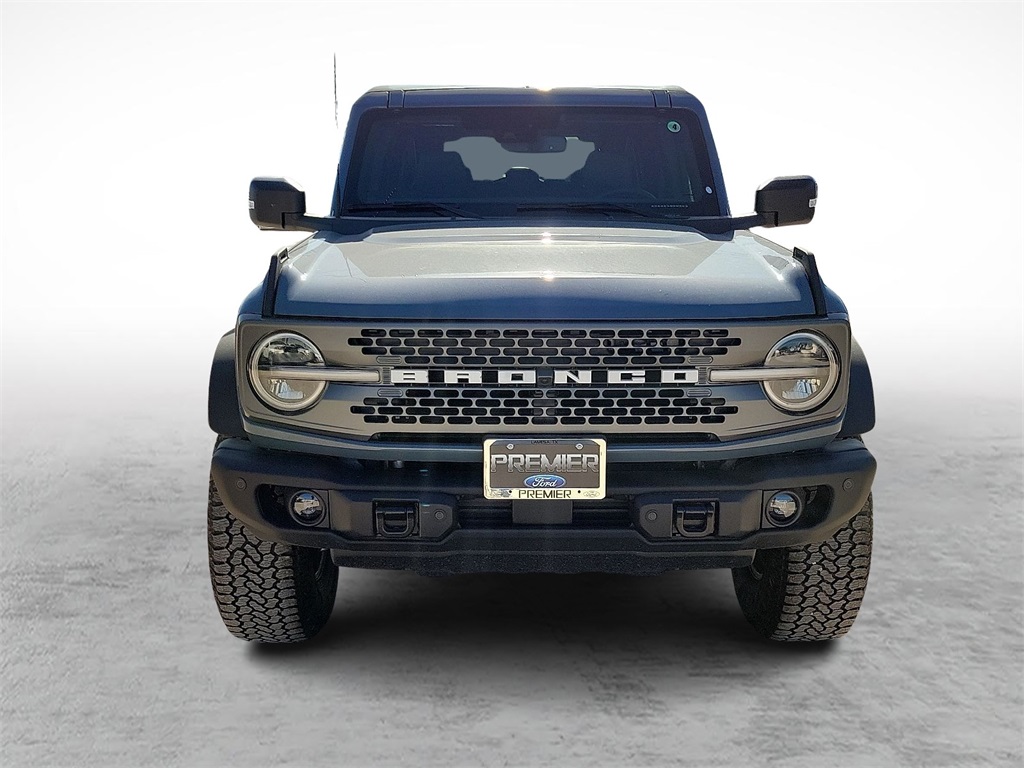 2025 Ford Bronco Badlands photo 3
